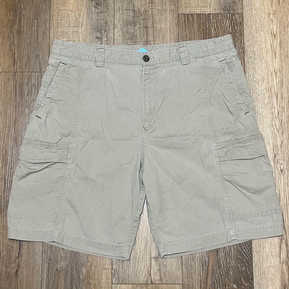 Tommy Bahama Cargo Shorts Mens 38 10” Inseam Khaki Tan Flat Front Preppy Classic